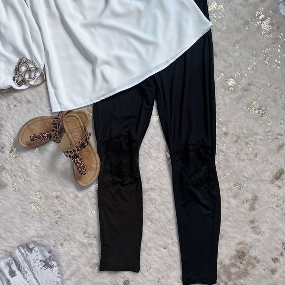 Open Knee Lace Trimmed Leggings💗 - Picture 7 of 8